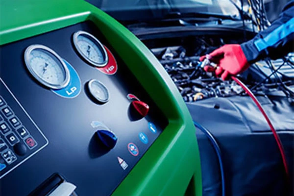 Plnenie klimatizácie